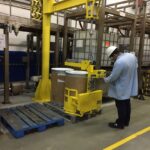 Equipamento manipulador de tambor